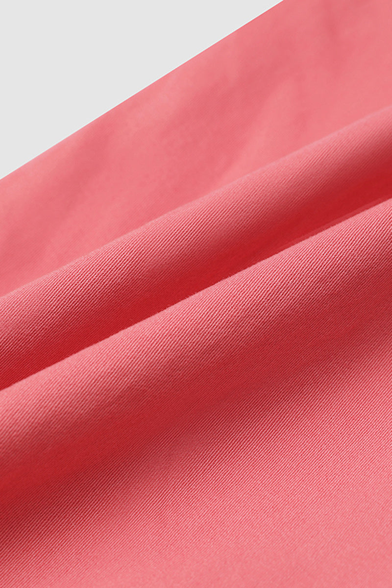 Spodnie Capri z kieszeniami i średnim stanem, zakładkami u dołu i kilkoma kieszeniami