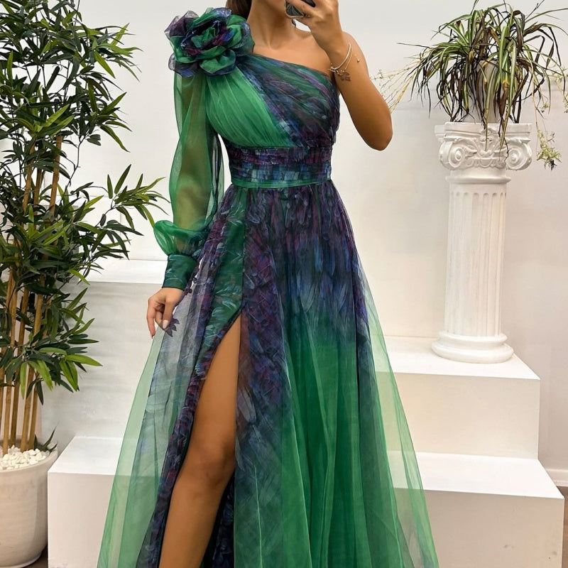 Damskie sukienki z nadrukiem na skośnych ramionach