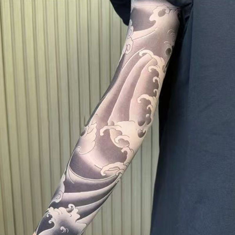 🔥Nowy trend ❤️🔥 Ultracienkie rękawy przeciwsłoneczne z wzorem tatuażu