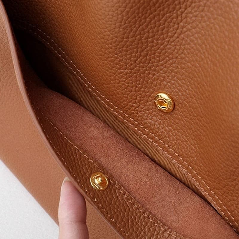 🥳👜Simple bolso monocromo de piel💝