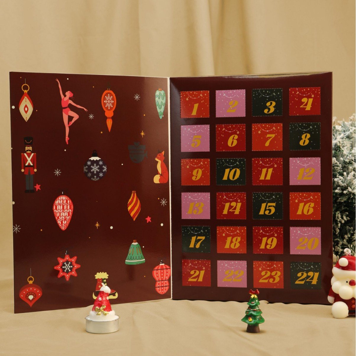 Różowy marmurowy kalendarz adwentowy 2025, 24-dniowe pudełko z odliczaniem do świąt Bożego Narodzenia