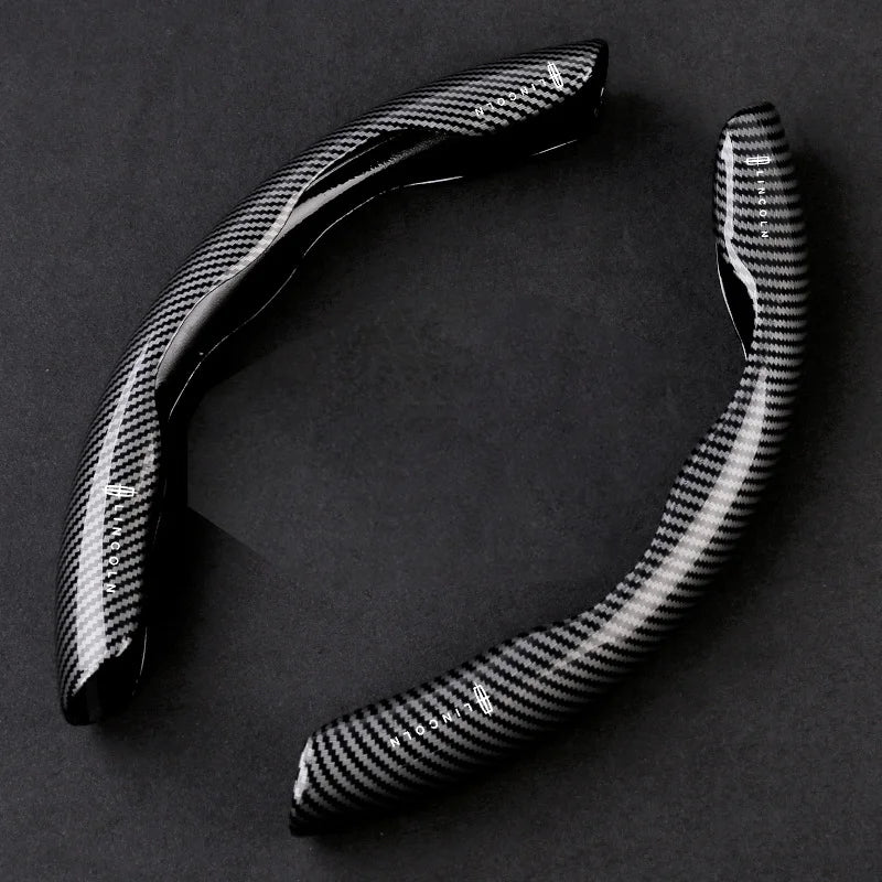 🔥Nowy uniwersalny pokrowiec na kierownicę z włókna węglowego (2 szt.)❗Pasuje do wszystkich modeli