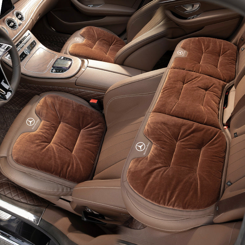 Krótka pluszowa poduszka na zimowe siedzenie samochodowe