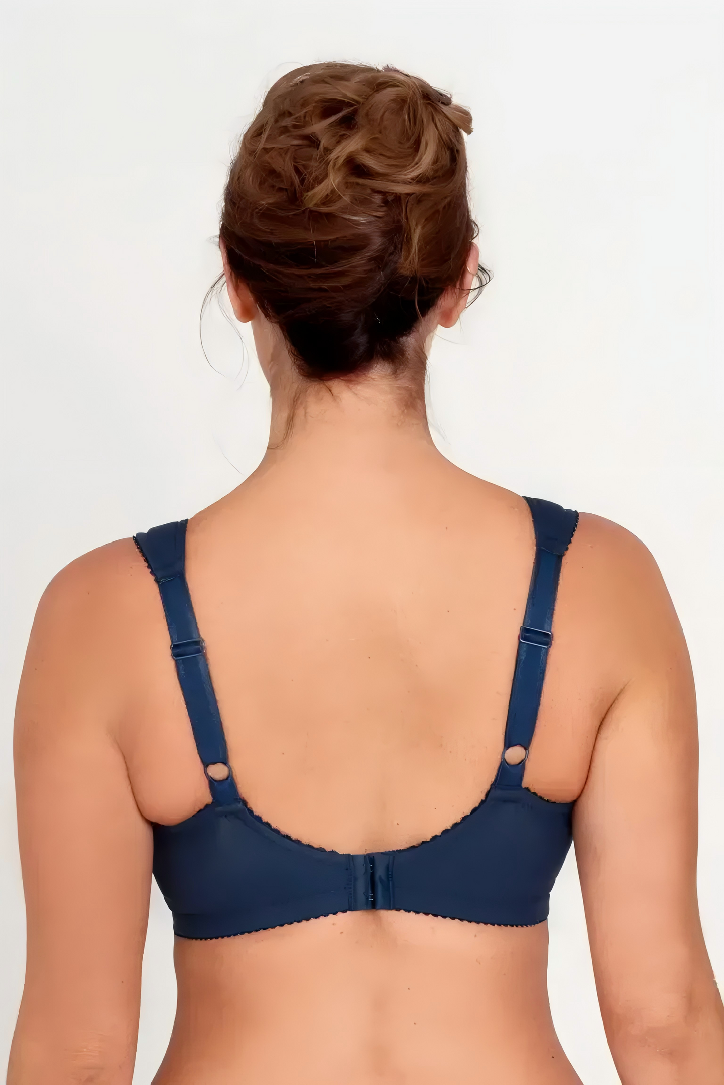 Triumph - 3 sztuki💥 Biustonosz koronkowy - Kup 1 i otrzymaj 2 gratis