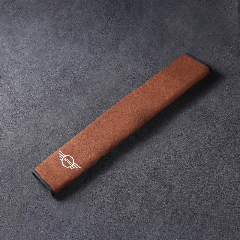 Nakładka na pas bezpieczeństwa SilkLeather – ochrona szyi i możliwość umieszczenia logo