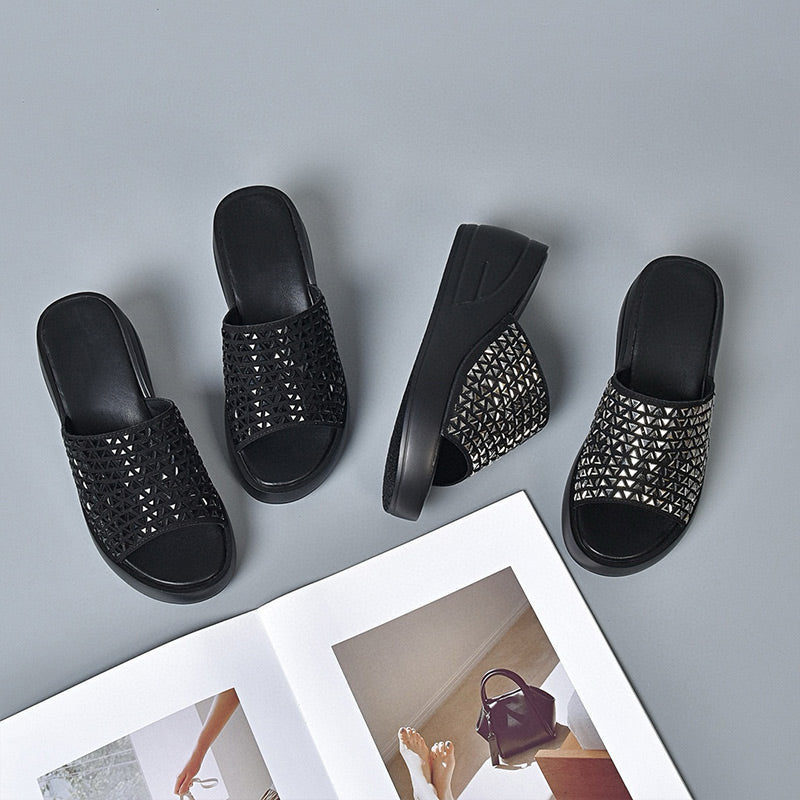 Λαμπερά γυναικεία σανδάλια-LT