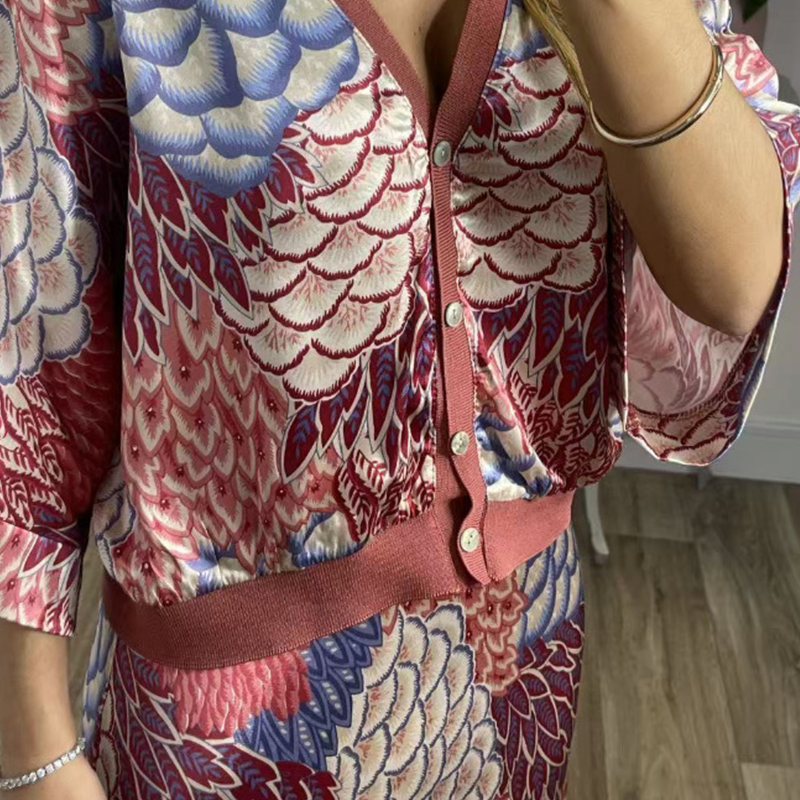 🏆🌸Dwuczęściowy komplet dla kobiet: top z dekoltem w serek i długa spódnica