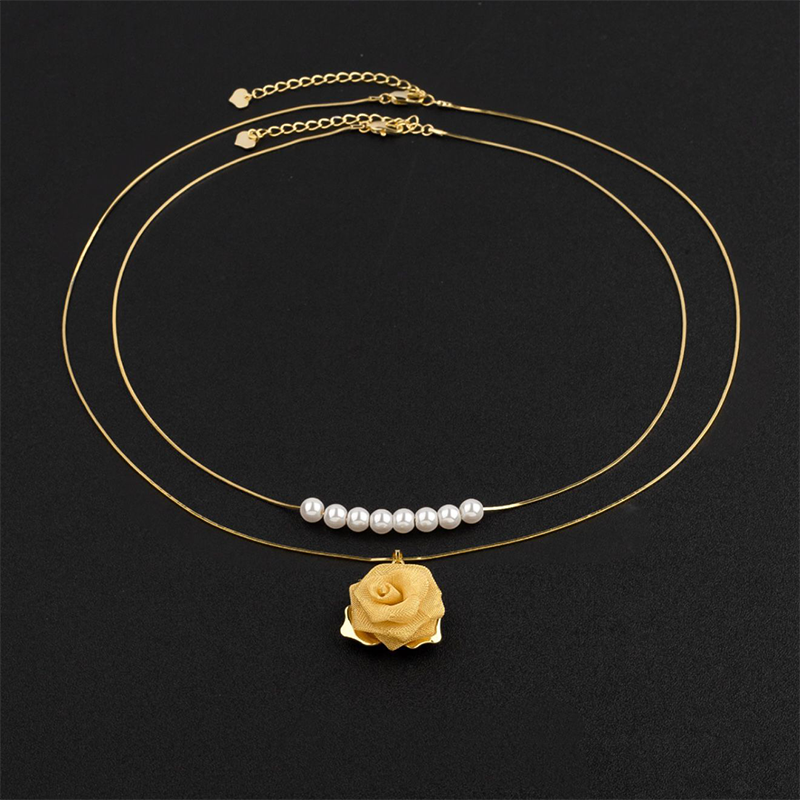 🌹Lekki i luksusowy naszyjnik z różą