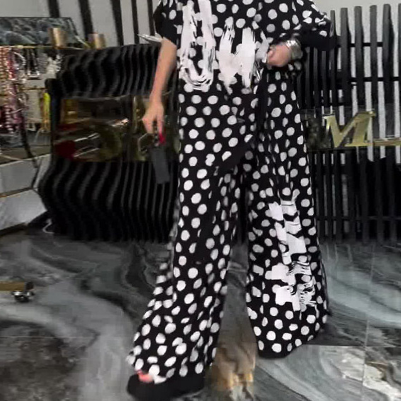 Komplet 2-częściowy: oversize'owy top i szerokie spodnie dla kobiet