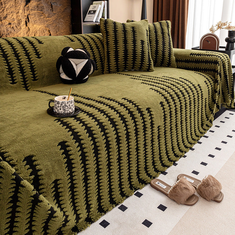 Miękka, antypoślizgowa narzuta na kanapę z pluszu