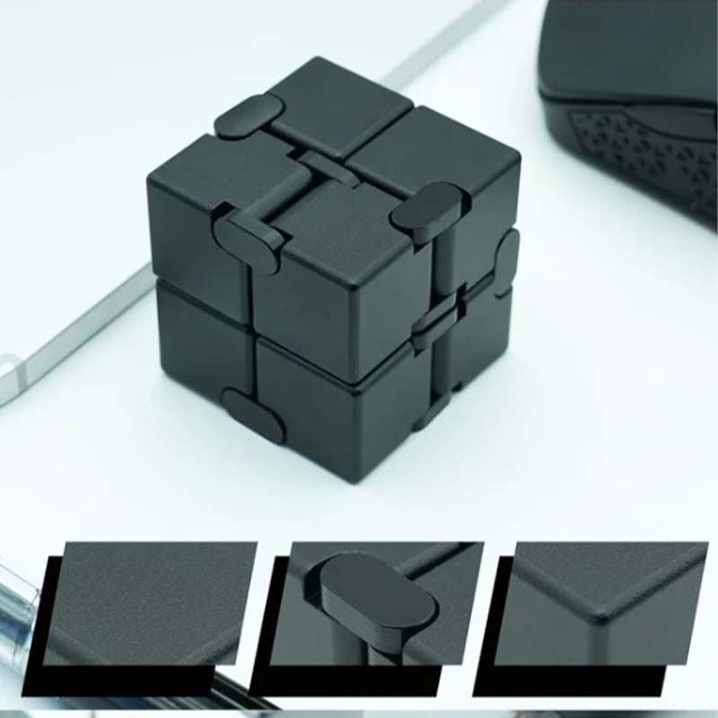 Infinite Cube – Uwolnij nieograniczoną zabawę!