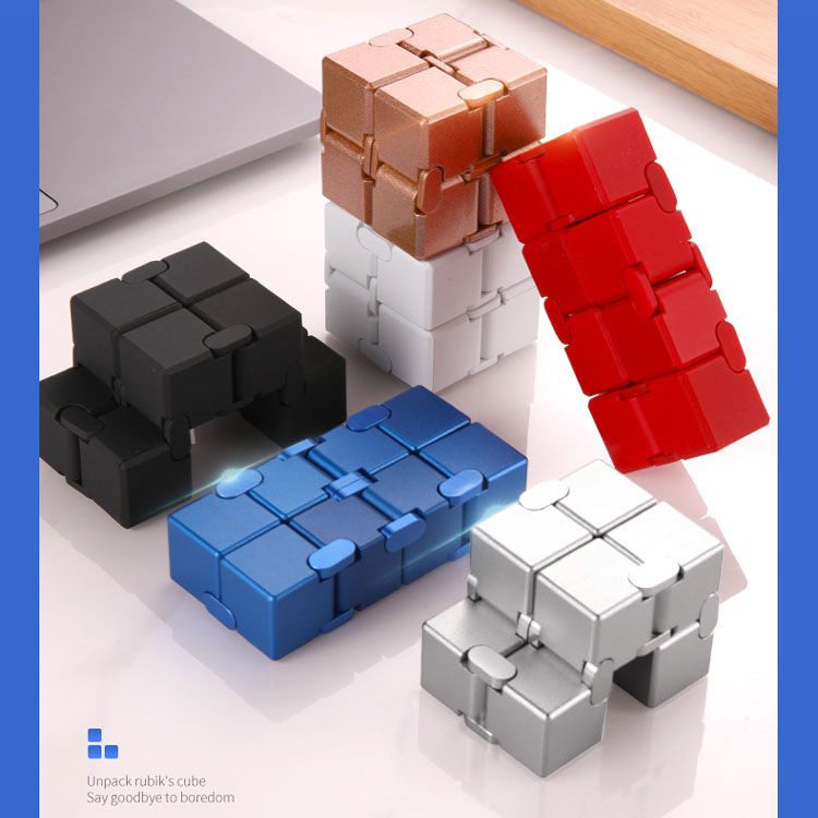 Infinite Cube – Uwolnij nieograniczoną zabawę!