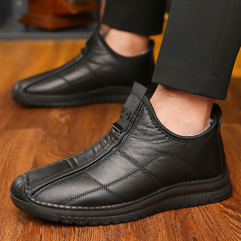 👟🌟 Férfi plüssbélésű csúszásmentes gyaloglócipő – Meleg, puha és stabil viselet téli sétákhoz✨